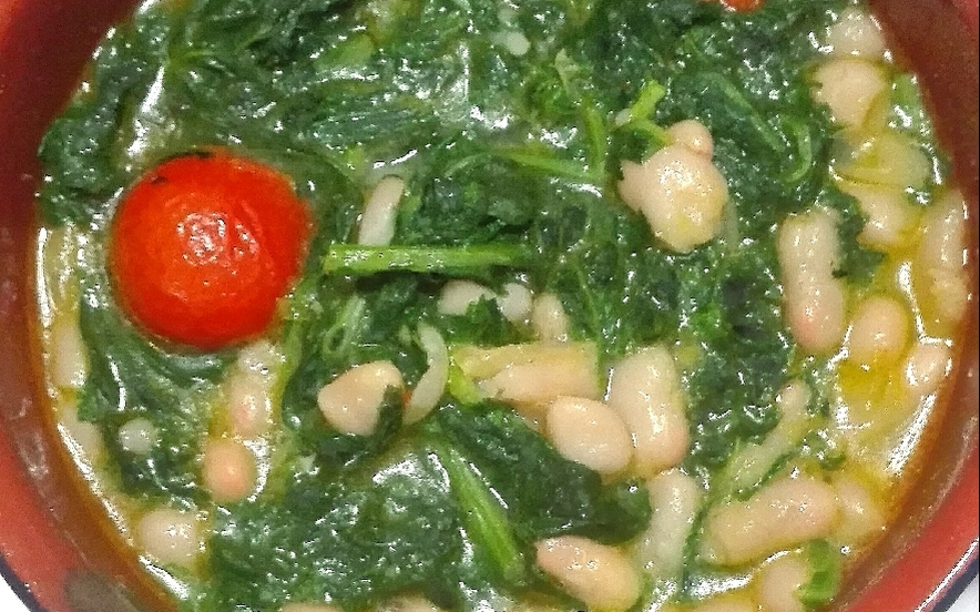 Zuppa di fagioli con cime di rapa