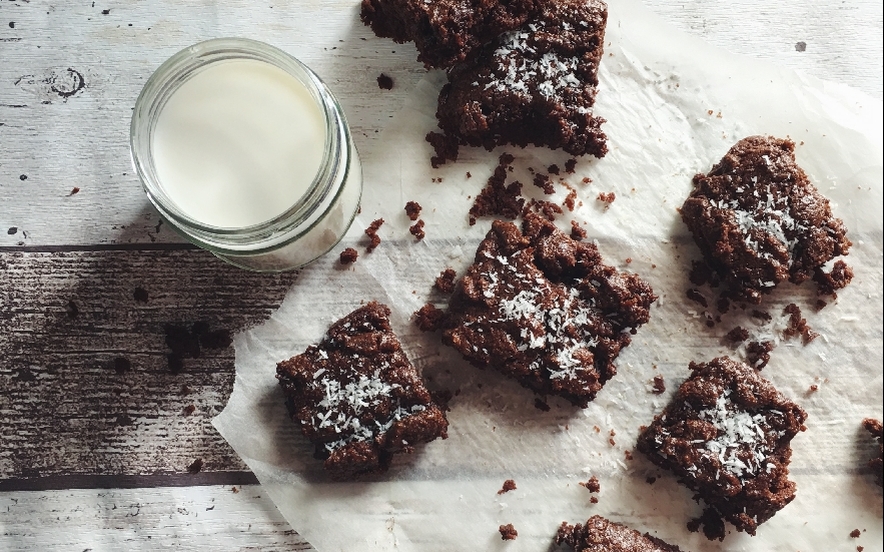 Brownies vegani al cocco e cioccolato