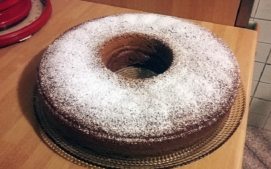 Ciambella al cioccolato fondente