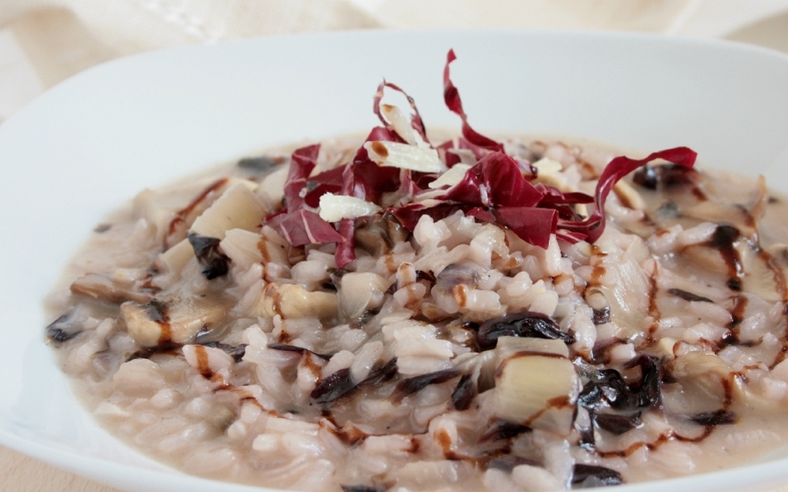 Risotto con radicchio e funghi