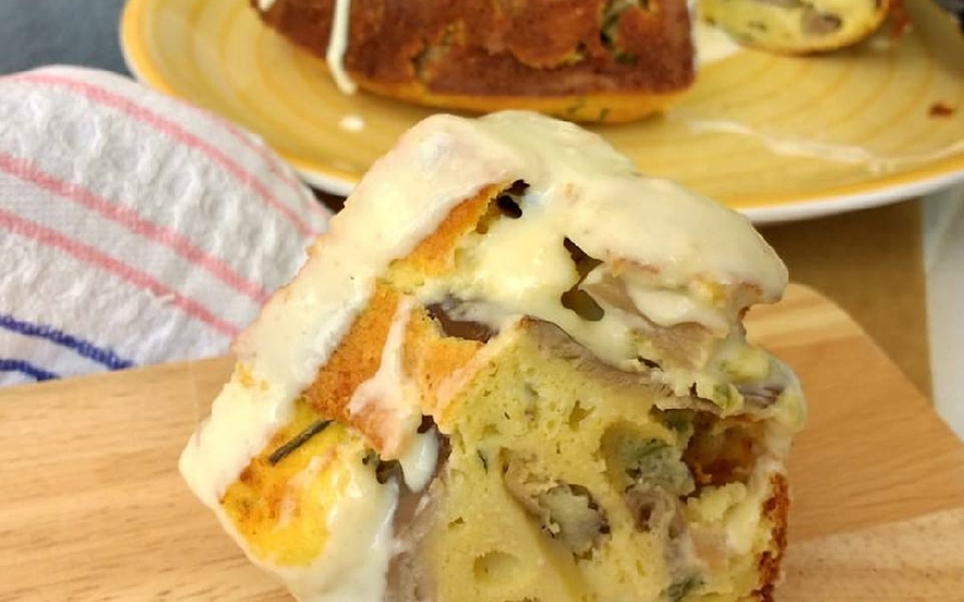 Ciambella ai funghi con besciamella al parmigiano