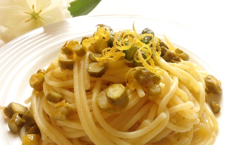 Spaghetti asparagi e limone