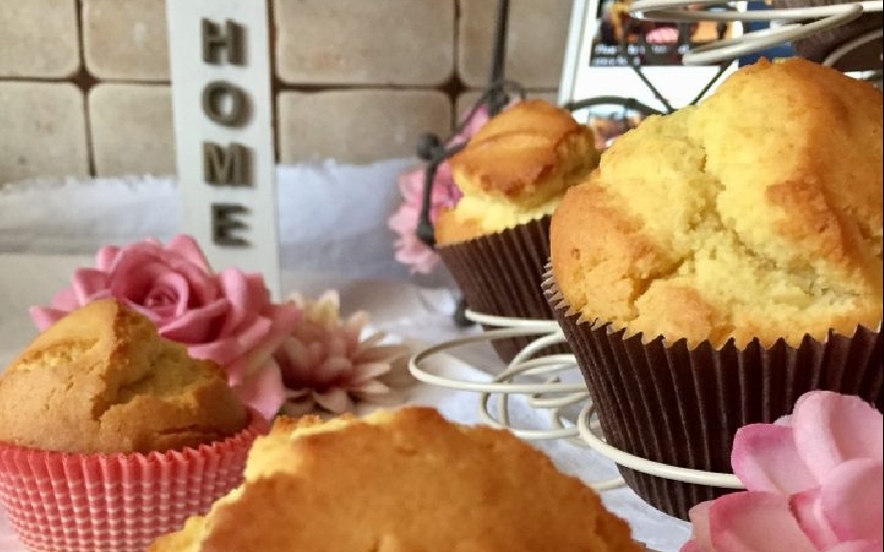 Muffins con farina di riso al profumo d'arancia