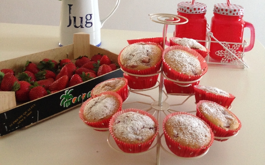 Muffins con fragole e menta