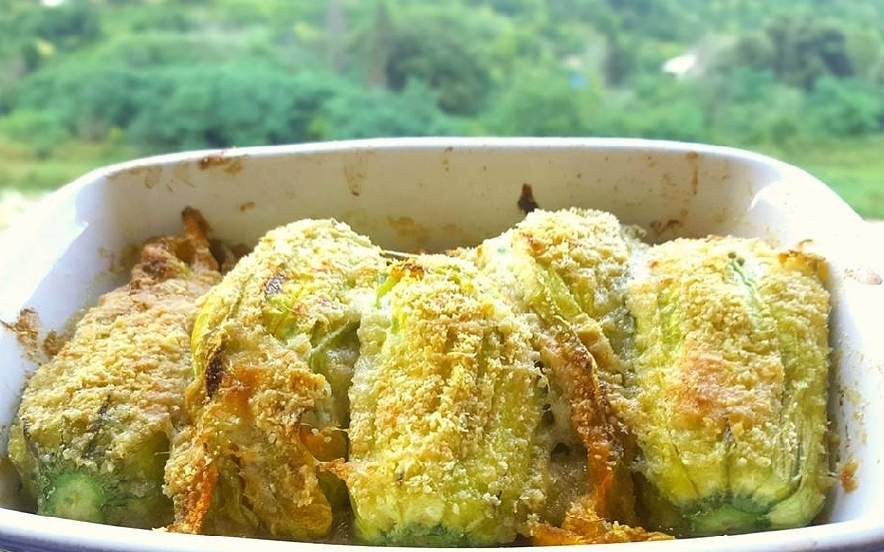 Fiori di zucchine ripieni di ricotta