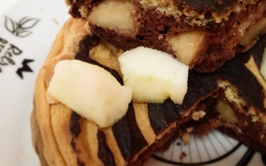 Pancake con mela e cacao