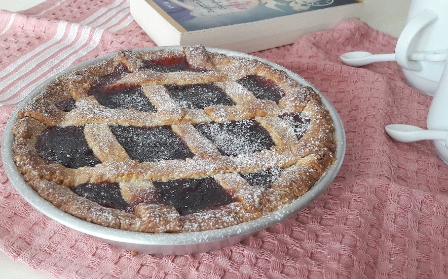 Crostata di amarene con frolla all'olio