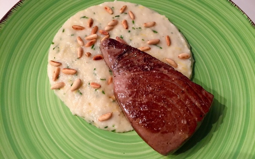 Trancio di tonno rosso con crema di patate