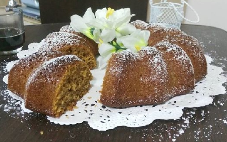 Ciambella al semolino con yogurt e caffè