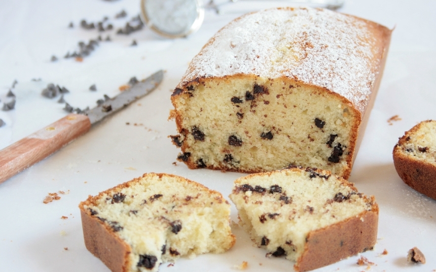 Plumcake alla panna con gocce di cioccolato