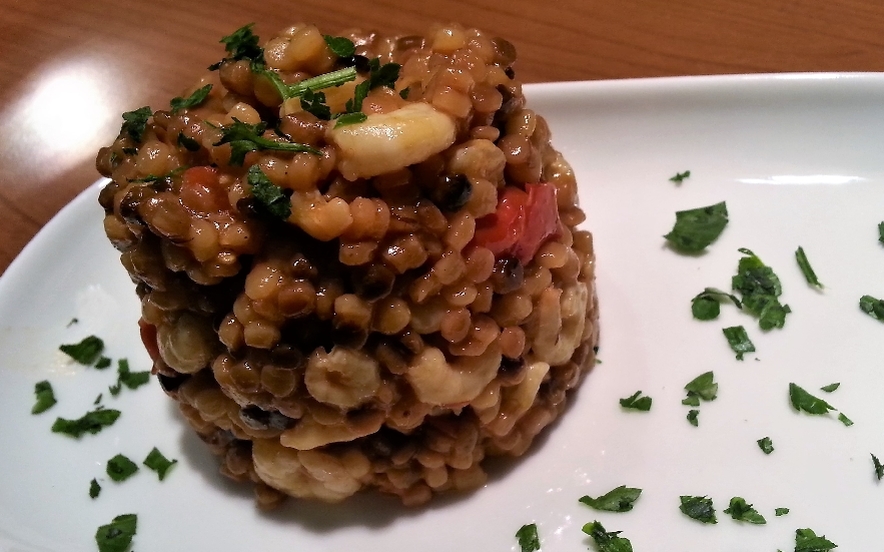 Fregola sarda risottata con cozze e gamberetti