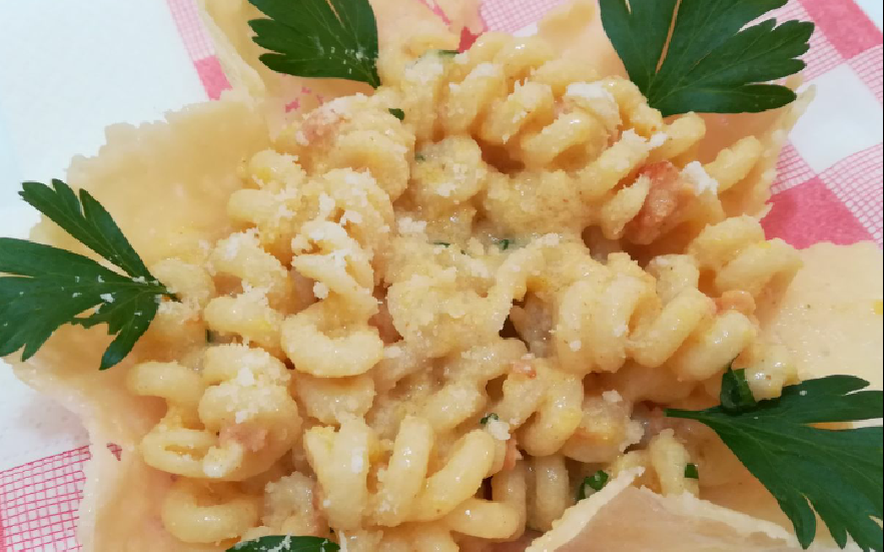 Fusilli, zucca e salmone