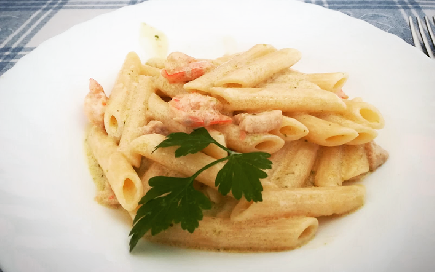 Penne, gamberi e pesce spada