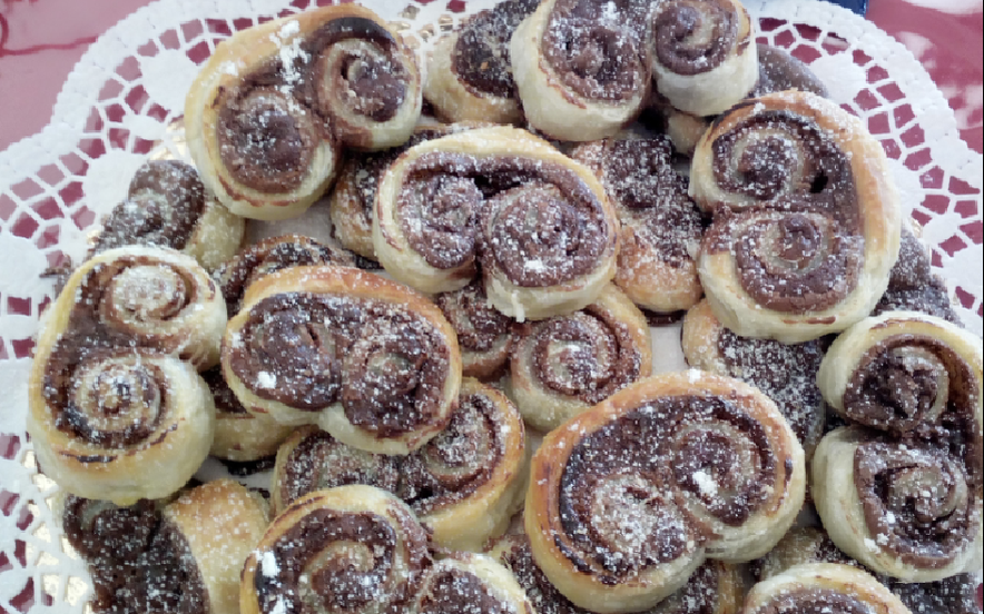 Ventaglietti di sfoglia con nutella e mascarpone