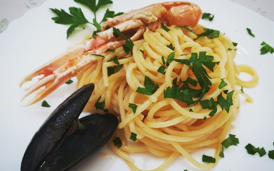 Spaghetti scampi e cozze