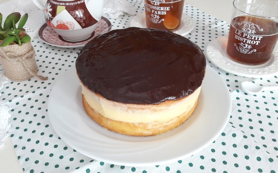 Boston cream pie