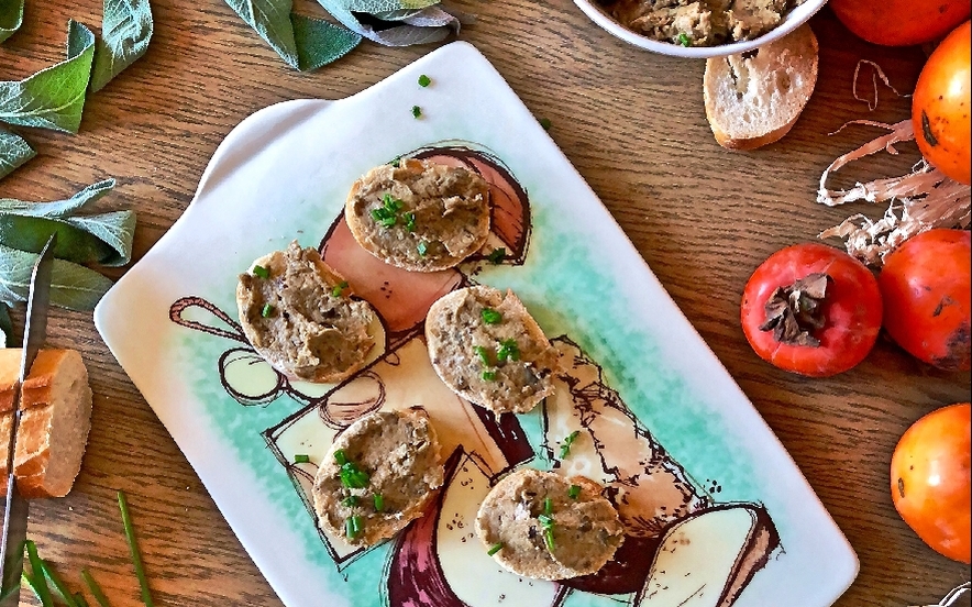 Patè vegetale di melanzane per crostini