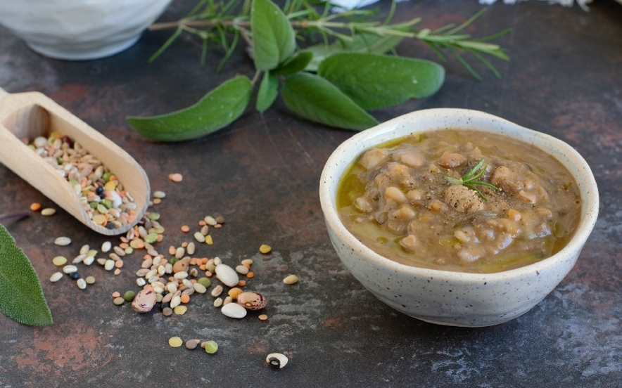 Zuppa farro e legumi