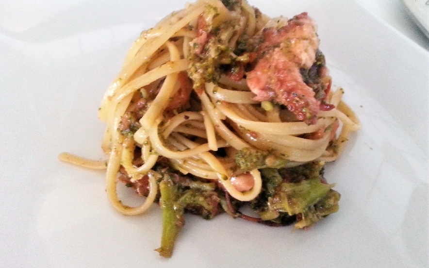 Bavette con polipetti e broccoli affogati