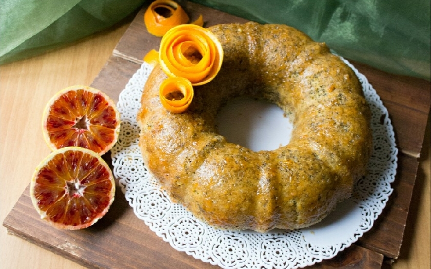 Poppy seed citrus cake