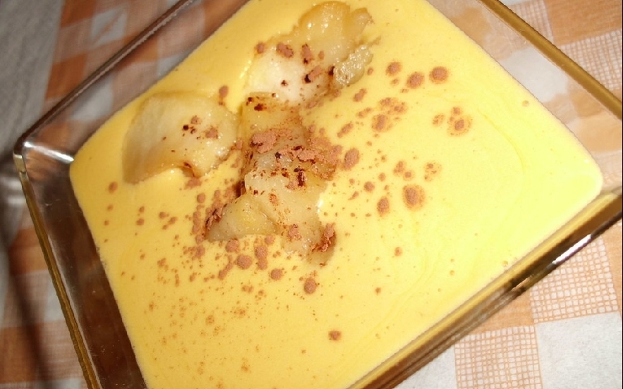 Crema di zabaione con mele al rum