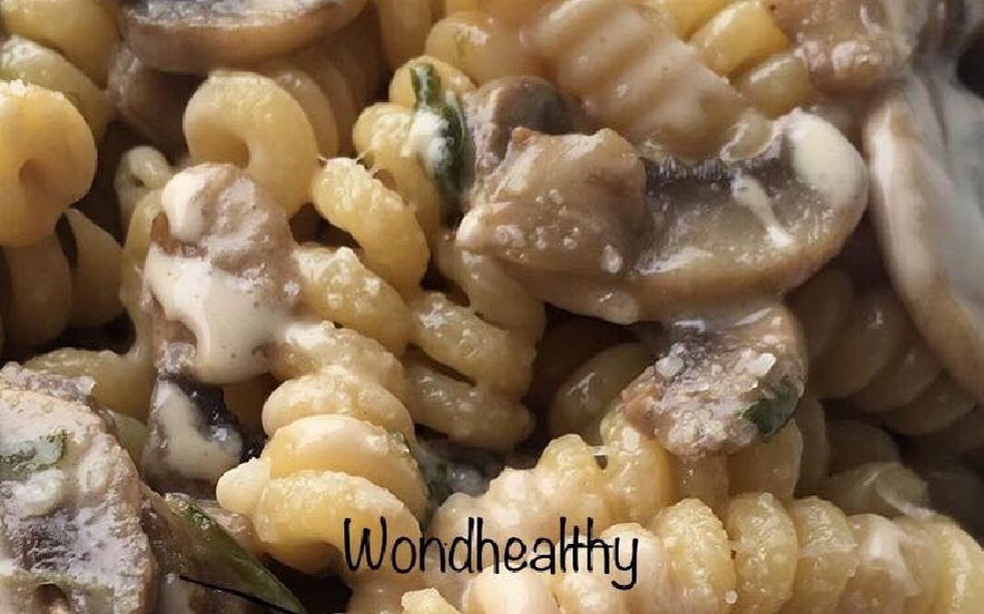 Fusilli in crema di funghi light e senza panna