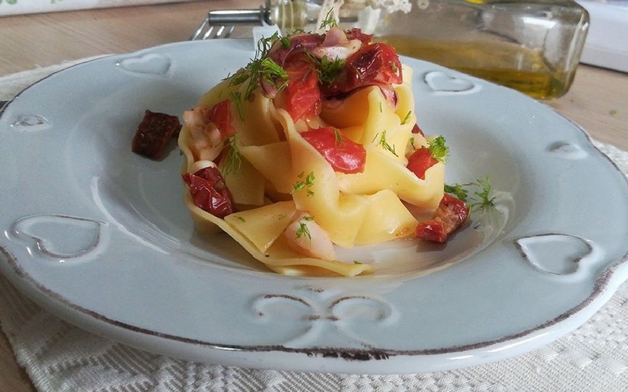 Pappardelle ai filetti di calamaro