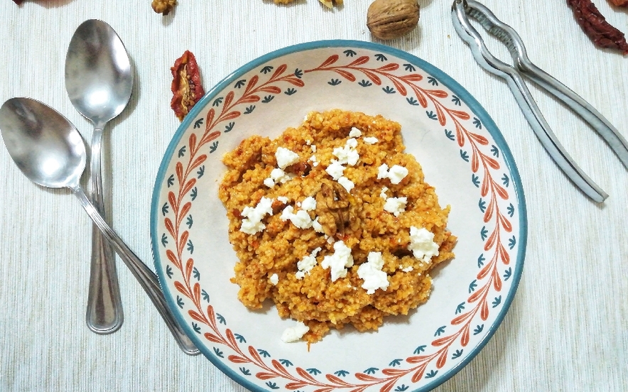 Cous cous con pomodori secchi e feta