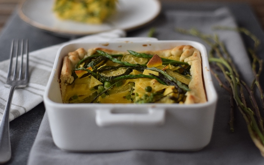 Maltagliati in crosta con asparagi di campo