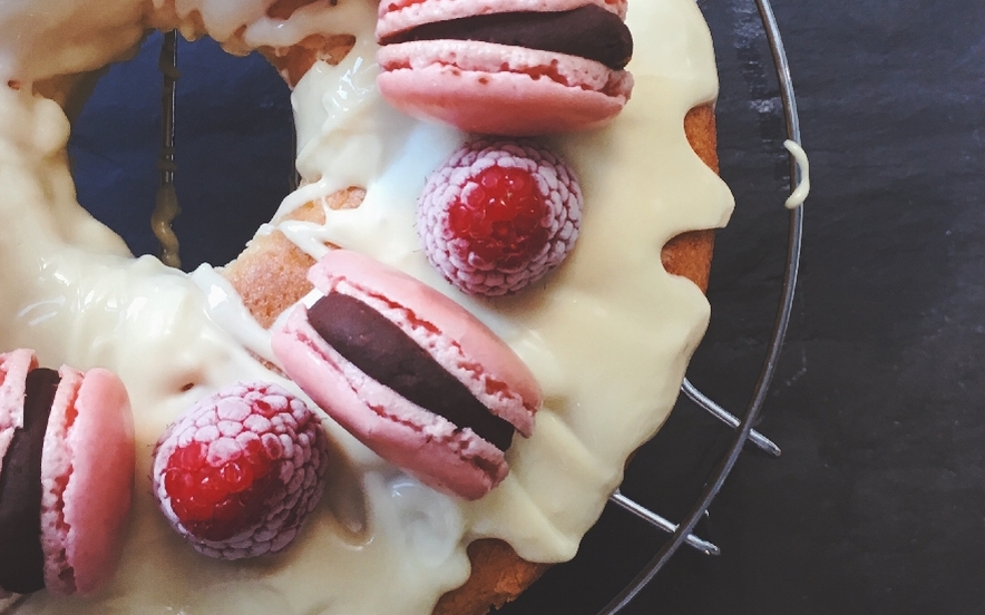 Ciambella al limone con cioccolato bianco