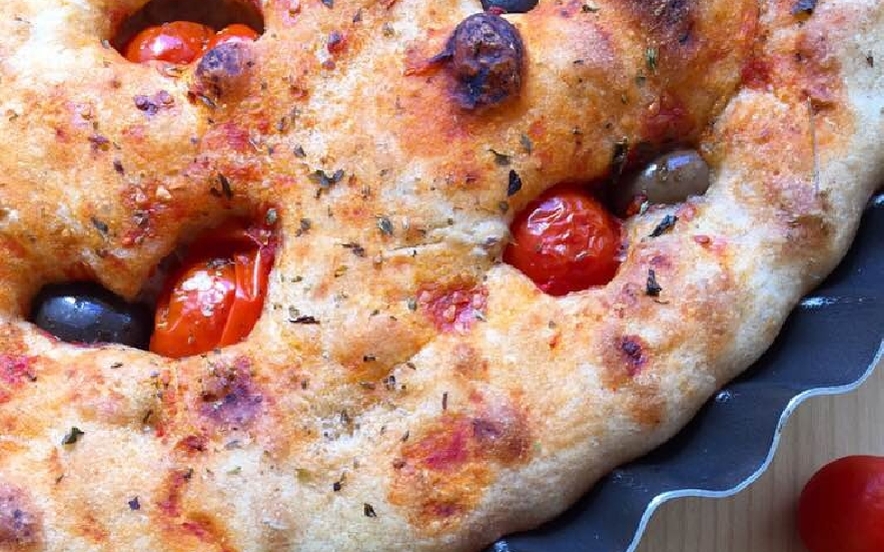 Focaccia pugliese