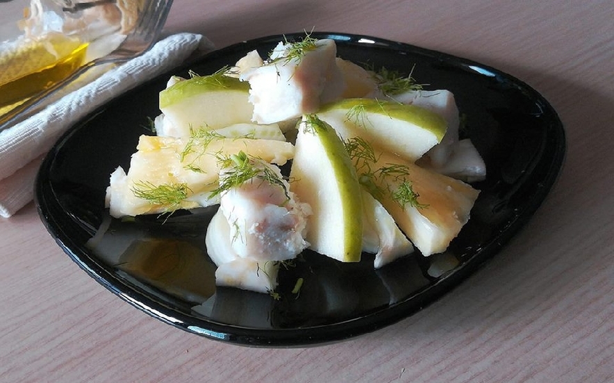 Merluzzo con finocchi, ananas e mela verde