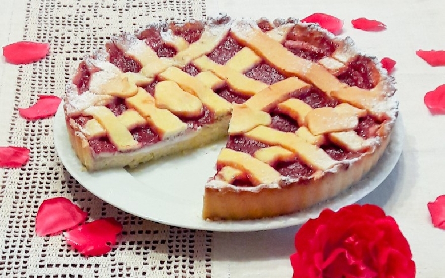 Crostata con ricotta e marmellata