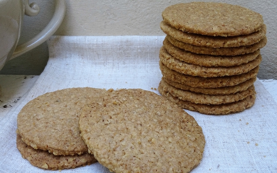 Biscotti secchi all'avena