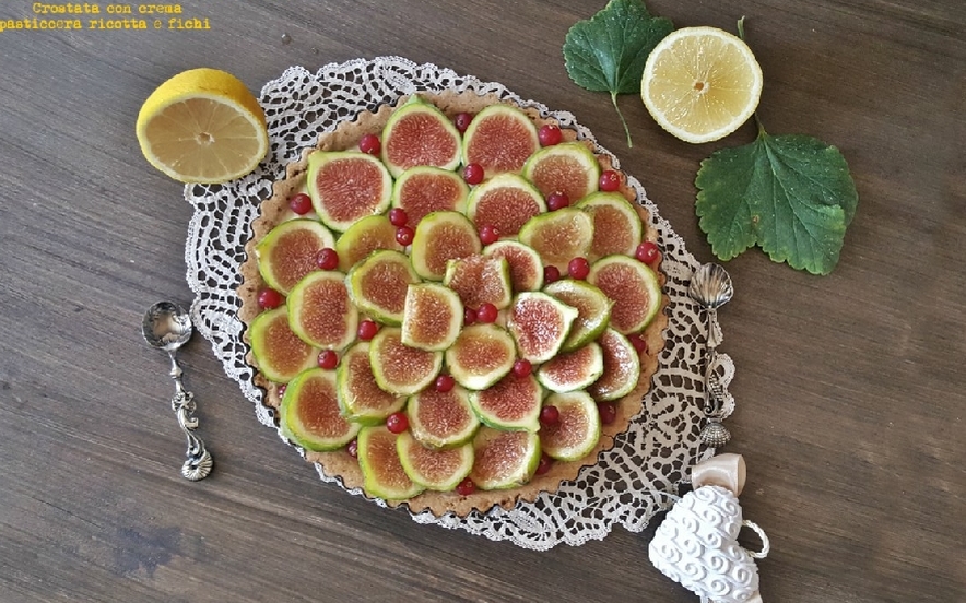 Crostata con crema pasticcera ricotta e fichi