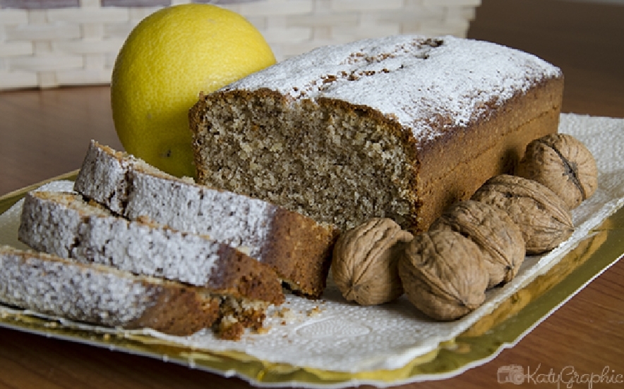 Plumcake di farina integrale miele e noci