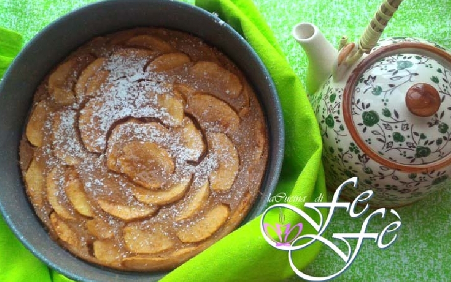 Clafoutis di mele e cannella