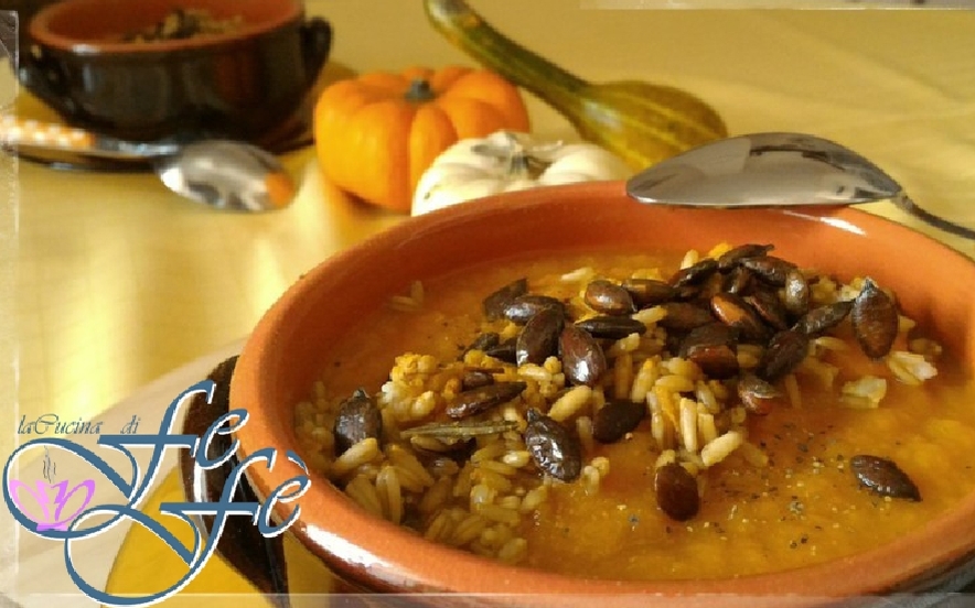 Vellutata di zucca e curcuma con avena