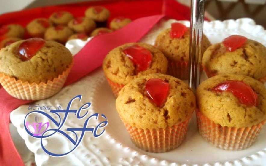 Biscotti della nonna con ciliegie candite