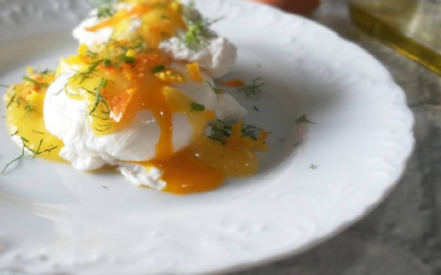 Uova in camicia in salsa di arancia