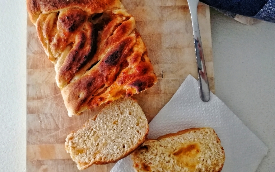 Treccia di Pan Brioche vegano e composta di arance