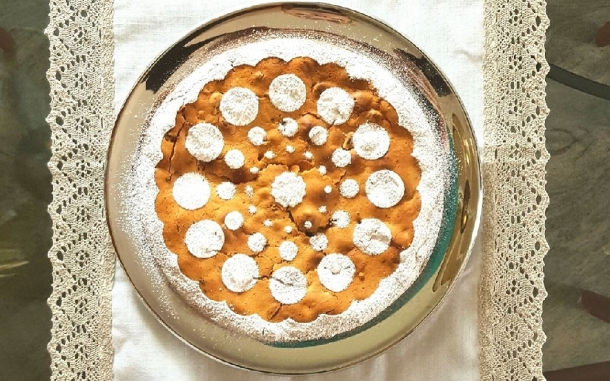 Torta al mascarpone, yogurt e frutti rossi