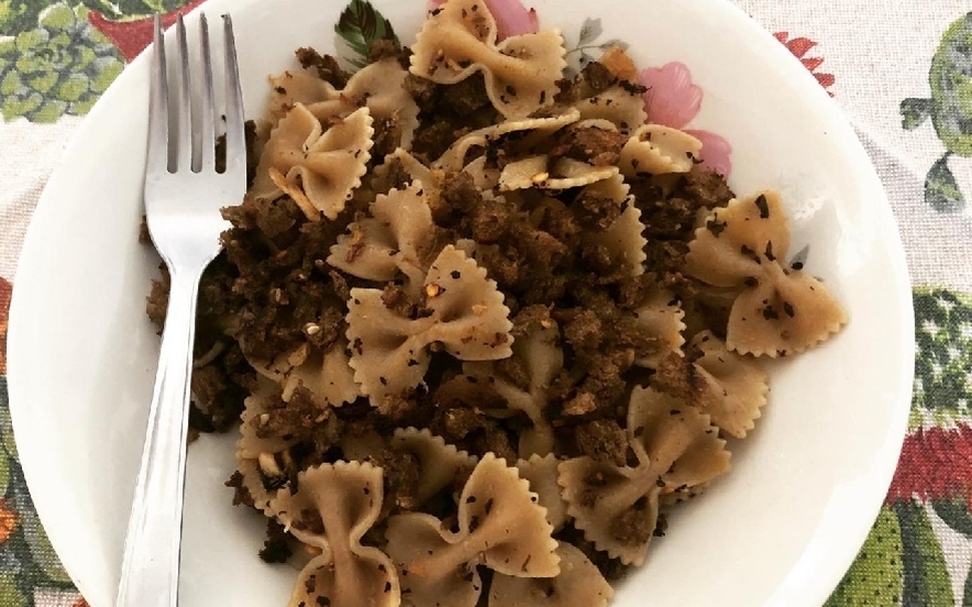 Pasta con la mollica