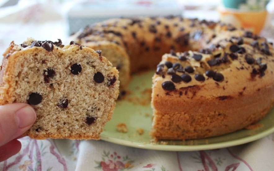 Ciambellone alla cannella con gocce di cioccolato