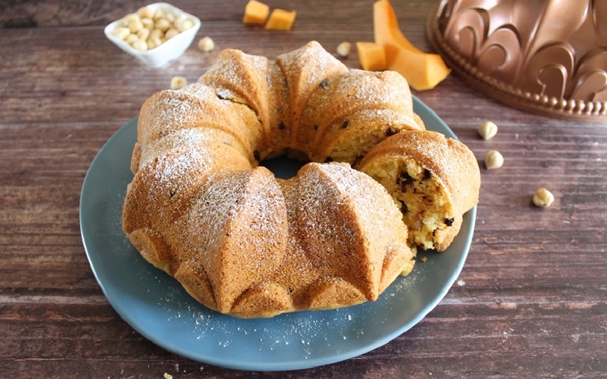 Torta di zucca e nocciole senza uova e senza burro