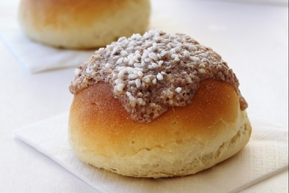 Brioches con yogurt alle pere