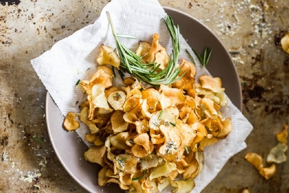 Petali fritti di topinambur con rosmarino