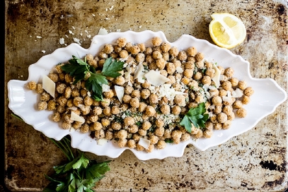 Ceci al forno alle erbe con parmigiano