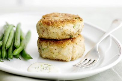 Hamburger di salmone all'aneto