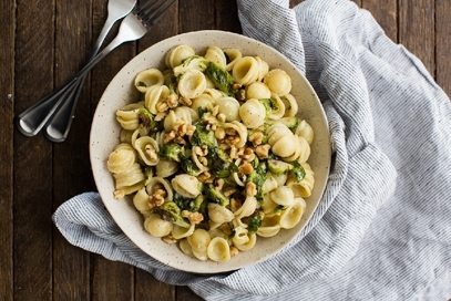 Orecchiette con cavolo e noci